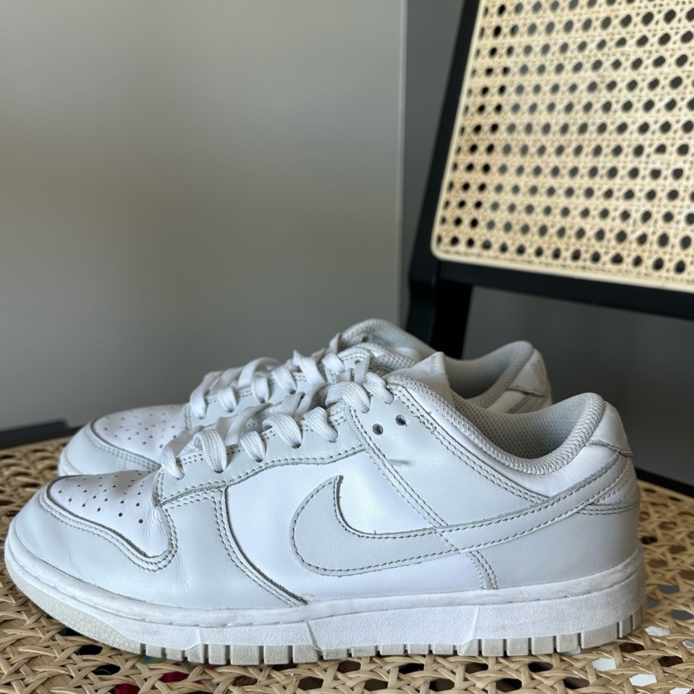 Nike gray fog low dunks. Still in very good condition